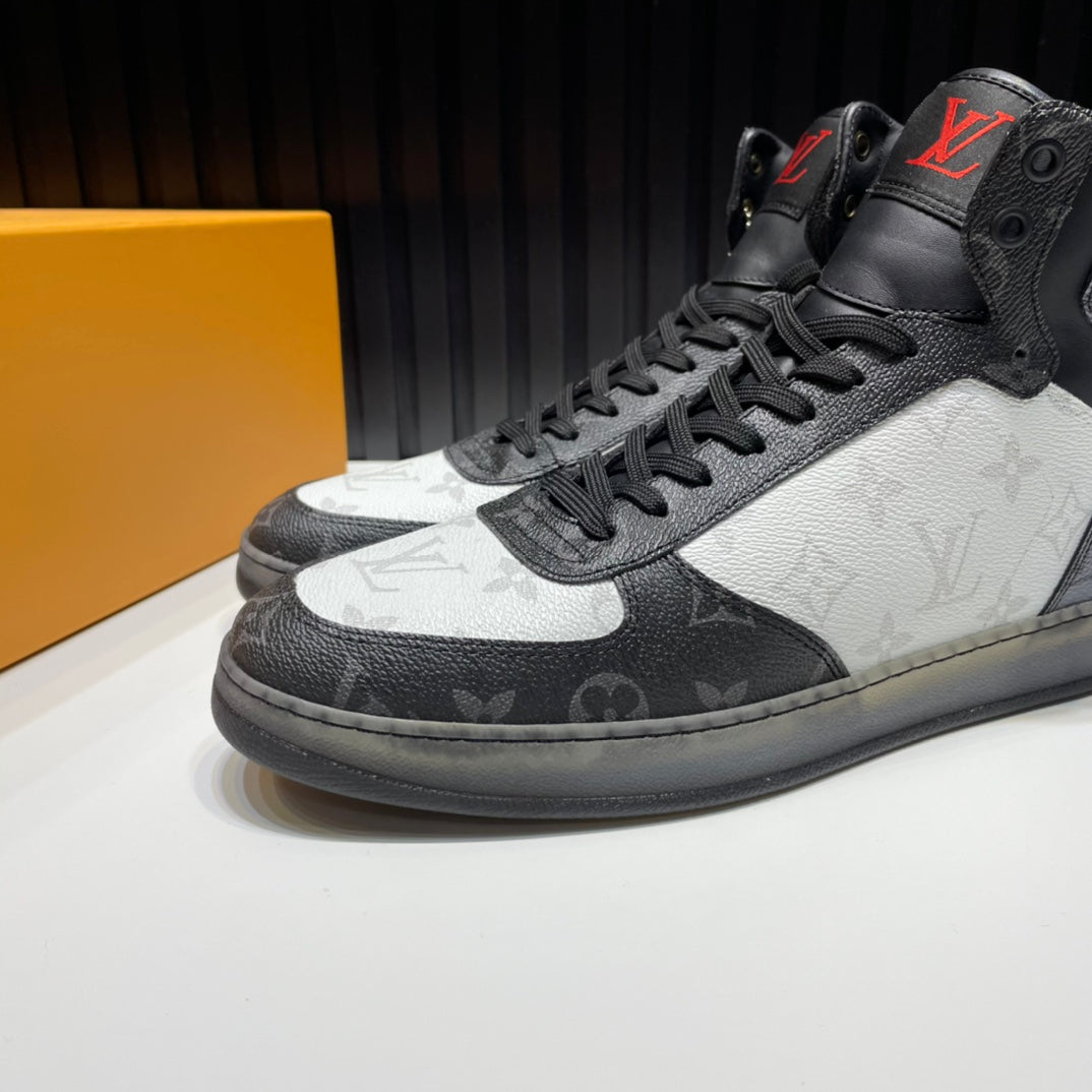 Louis Vuitton Rivoli Sneakers