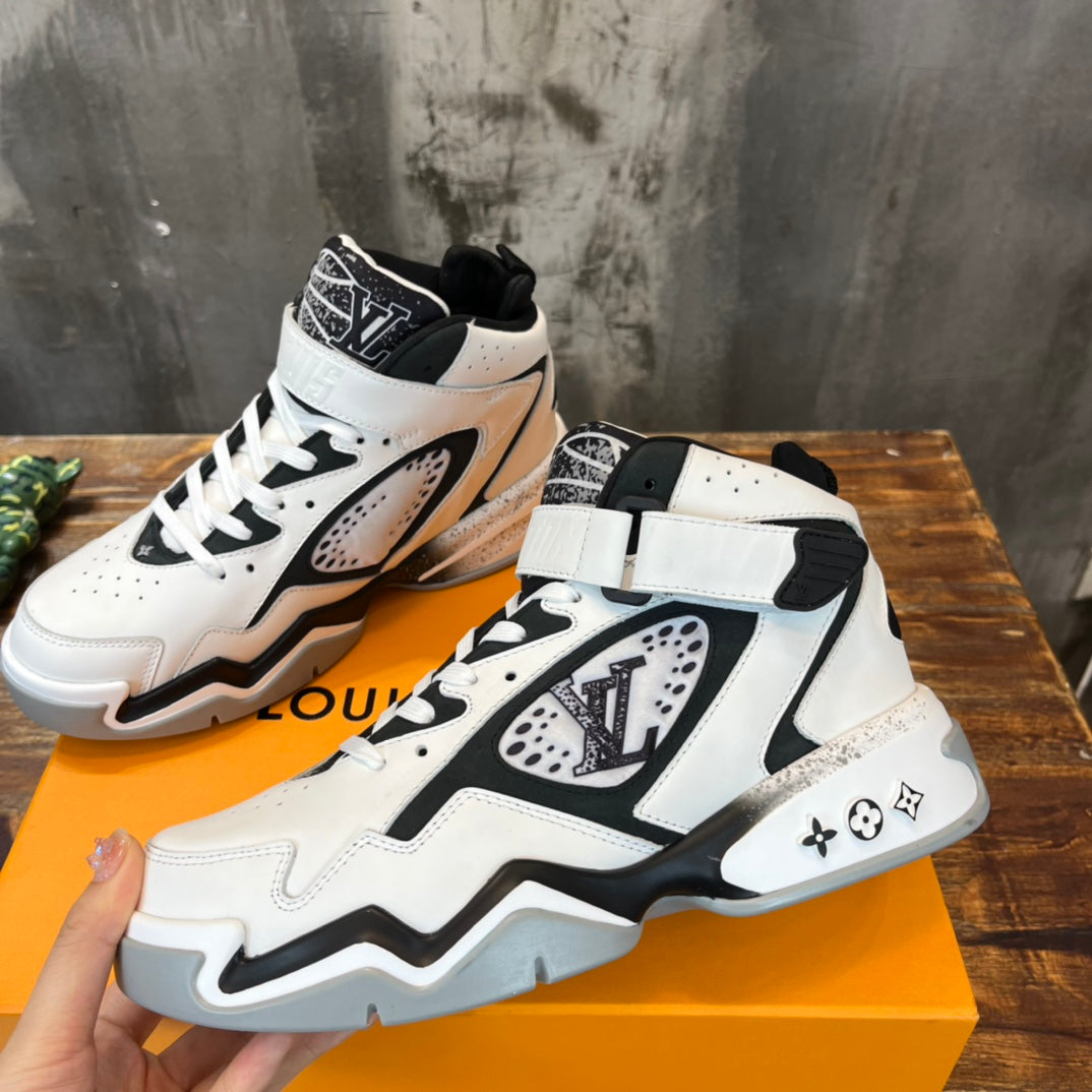 Louis Vuitton Trainer 2 Sneakers