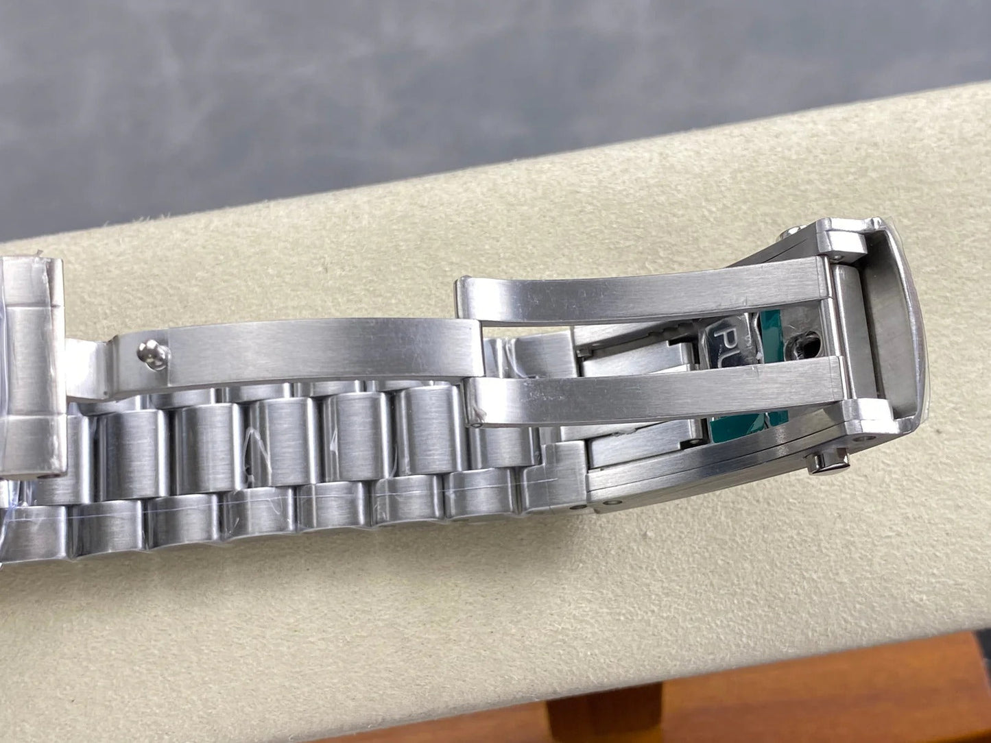 Omega Seamaster 46mm Blue Dial Sliver Case Blue Bezel Steel