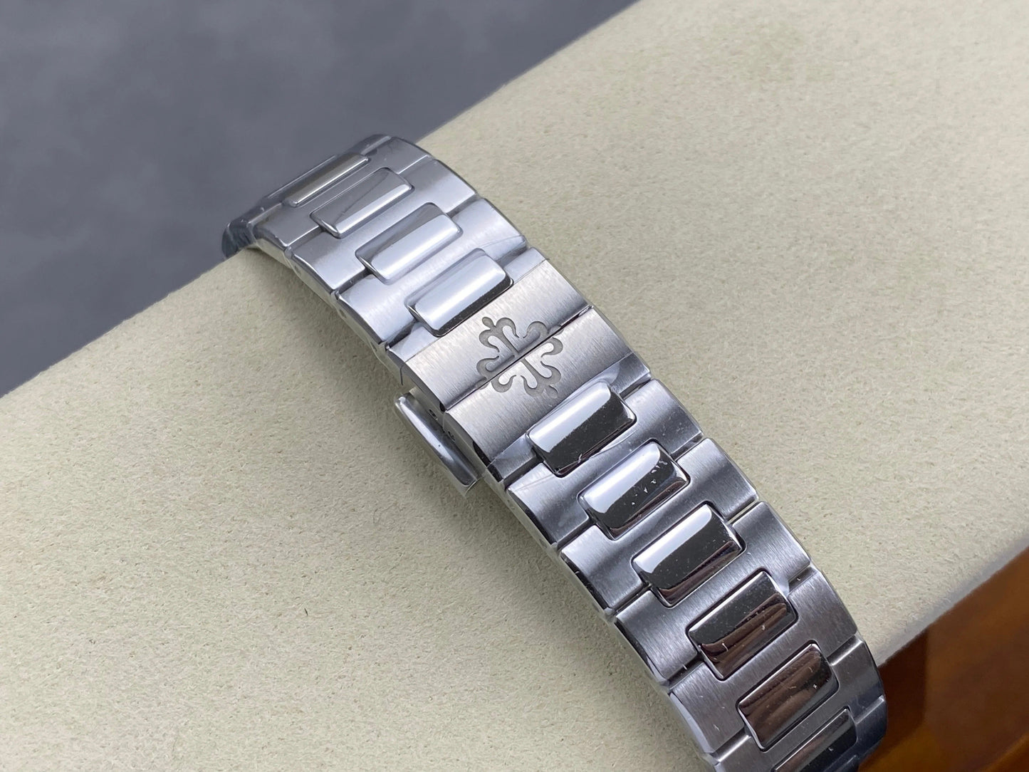 Patek Philippe Nautilus 35mm Black Gray Dial Sliver Case