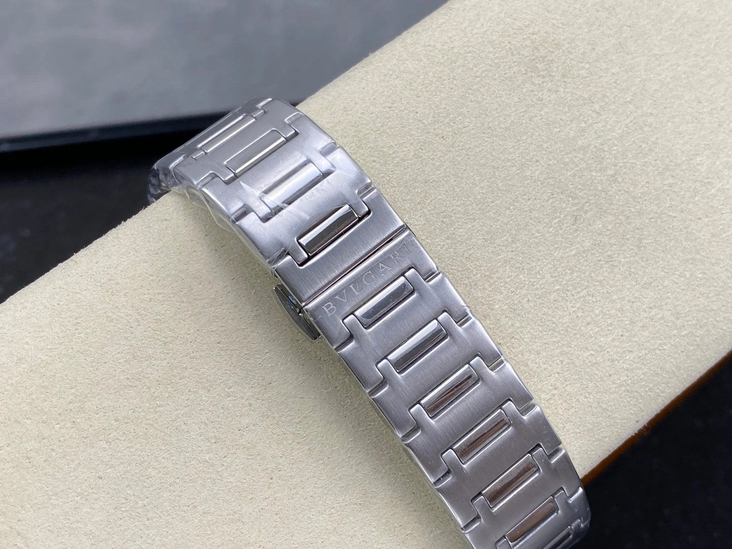 BVLGARI 33mm Blue Dial Diamond Numerals Steel