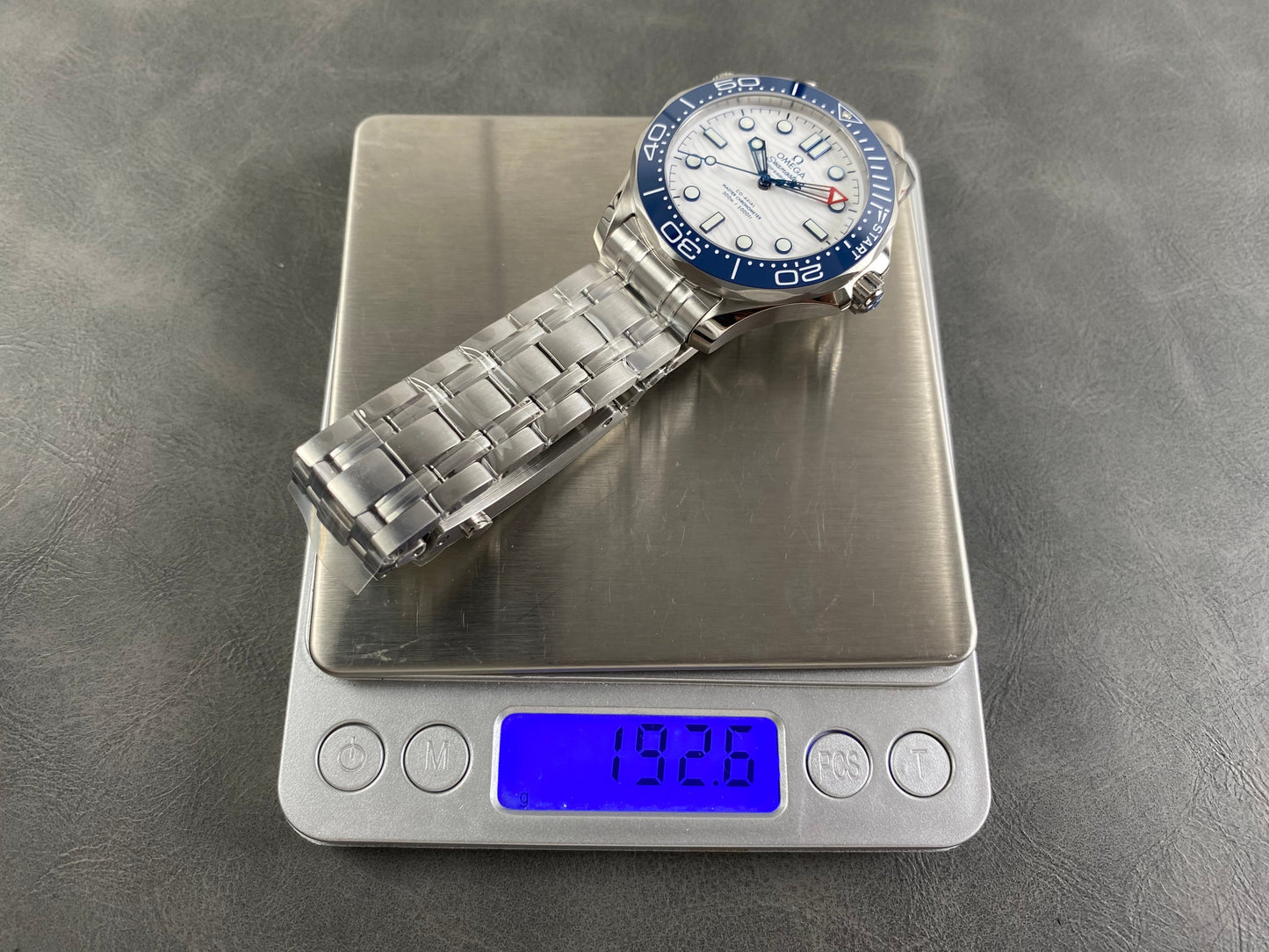 Omega Seamaster 42mm White Dial Blue Bezel Steel