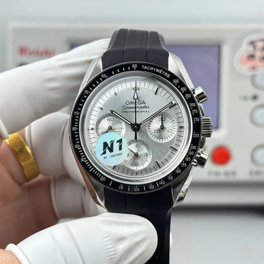 Omega Speedmaster Moonwatch Professional 42mm Silver Dial Black Rubber