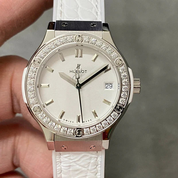 Hublot Classic Fusion Titanium Diamonds 33mm White Leather Strap