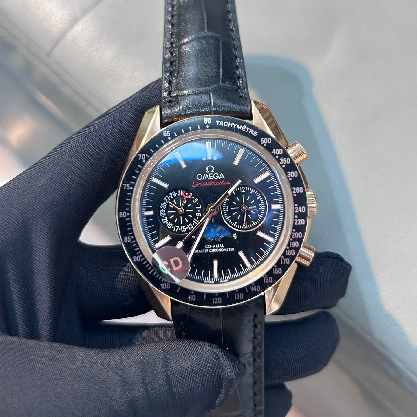Omega Speedmaster Moonphase Watch 44.2 mm Rose Gold Case Black Leather Strap