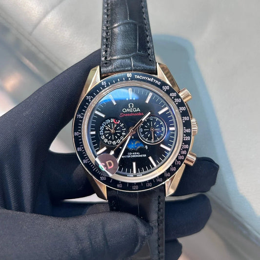 Omega Speedmaster Moonphase Watch 44.2 mm Rose Gold Case Black Leather Strap