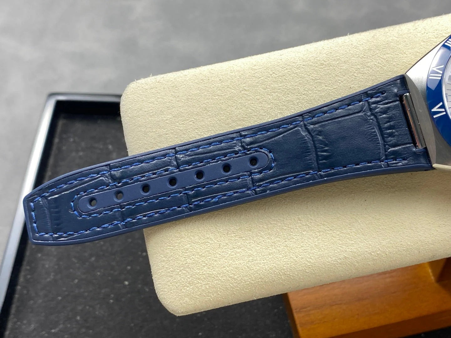 Omega Constellation Co-Axial Master Chronometer 41 mm White Dial Blue Leather Strap
