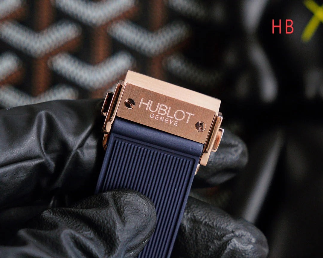 Hublot Spirit of Big Bang Rose Gold Pavé With Diamond 42mm Watch Blue Strap