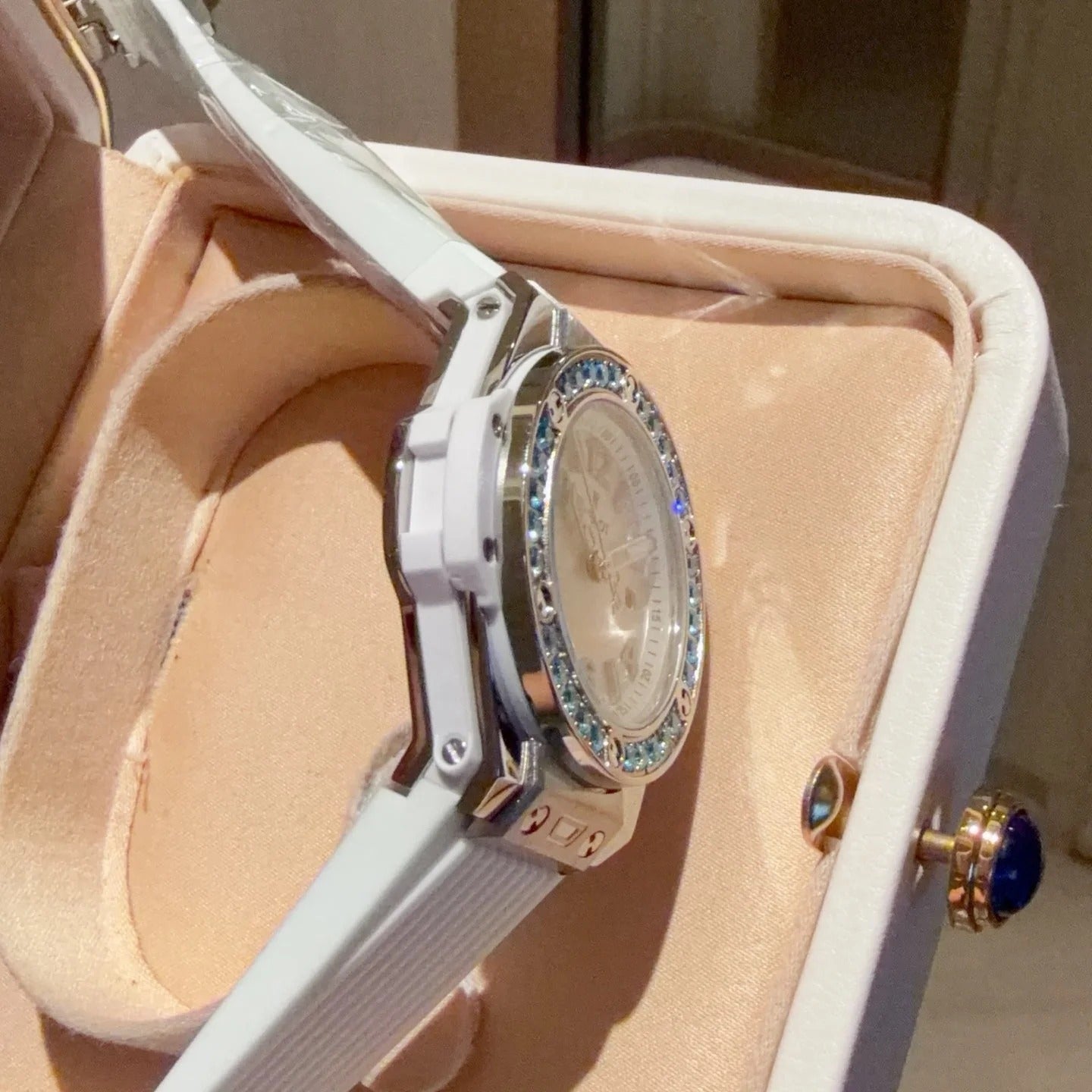 Hublot Big Bang One Click Joyful Steel Sky Blue 33mm Watch White Strap