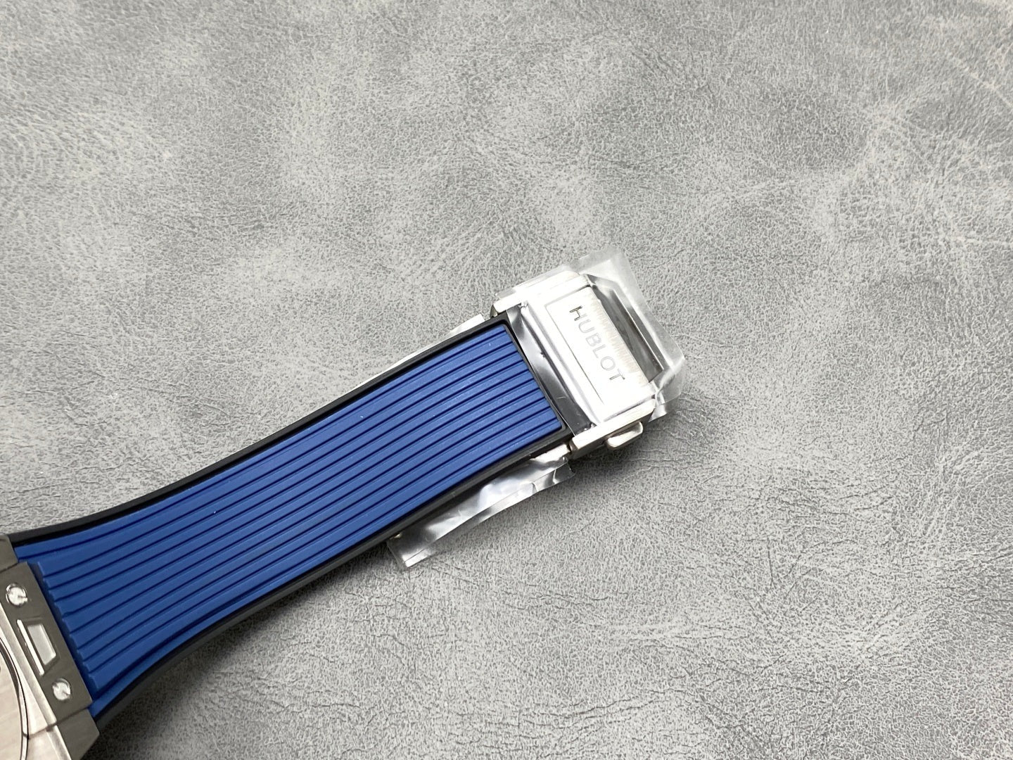 Hublot Big Bang Unico Titanium Blue 42mm Watch Titanium Case And Blue Rubber Strap