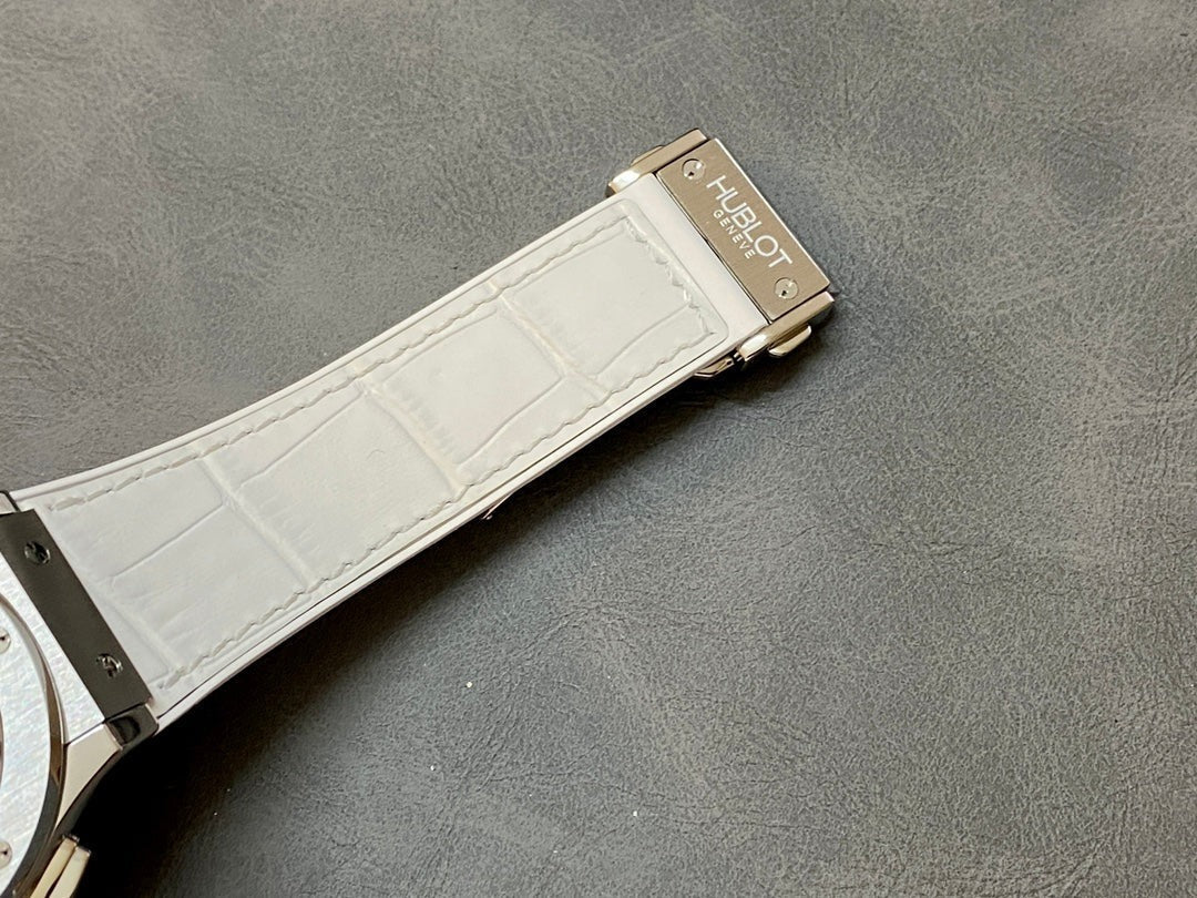 Hublot Classic Fusion Chronograph 45mm Titanium Case White Leather Strap