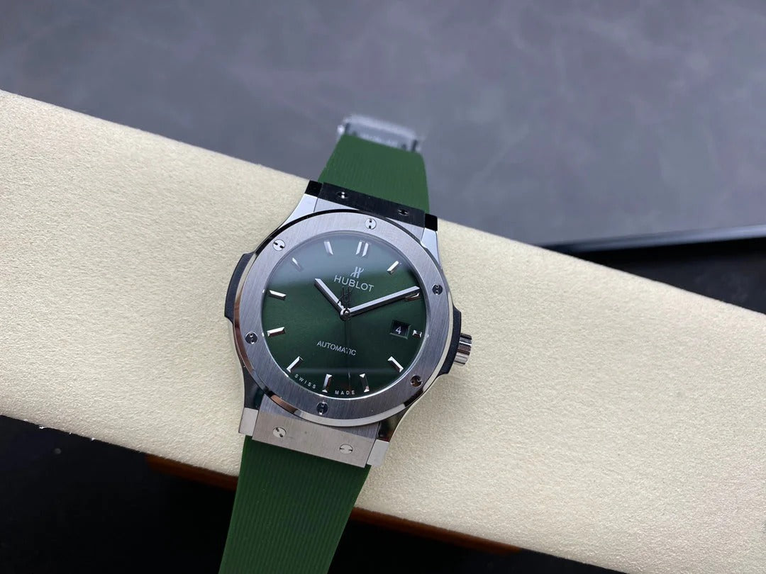 Hublot Classic Fusion 42mm Green Dial Green Rubber Strap