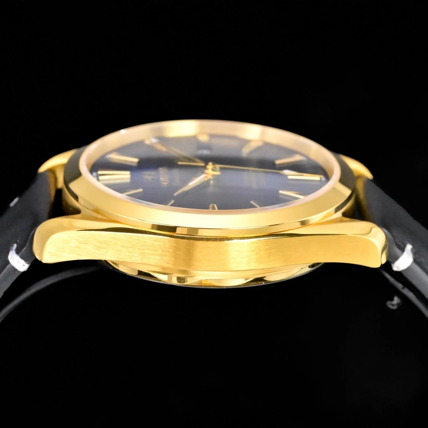 Omega Seamaster 150M Aqua Terra Observatory 39mm Blue Dial Gold Case