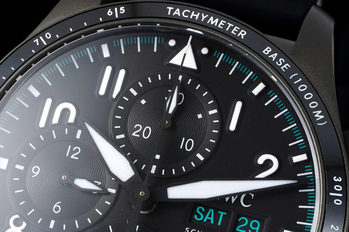 IWC Pilot 41mm Black Dial Silver Metallic Case Rubber Strap