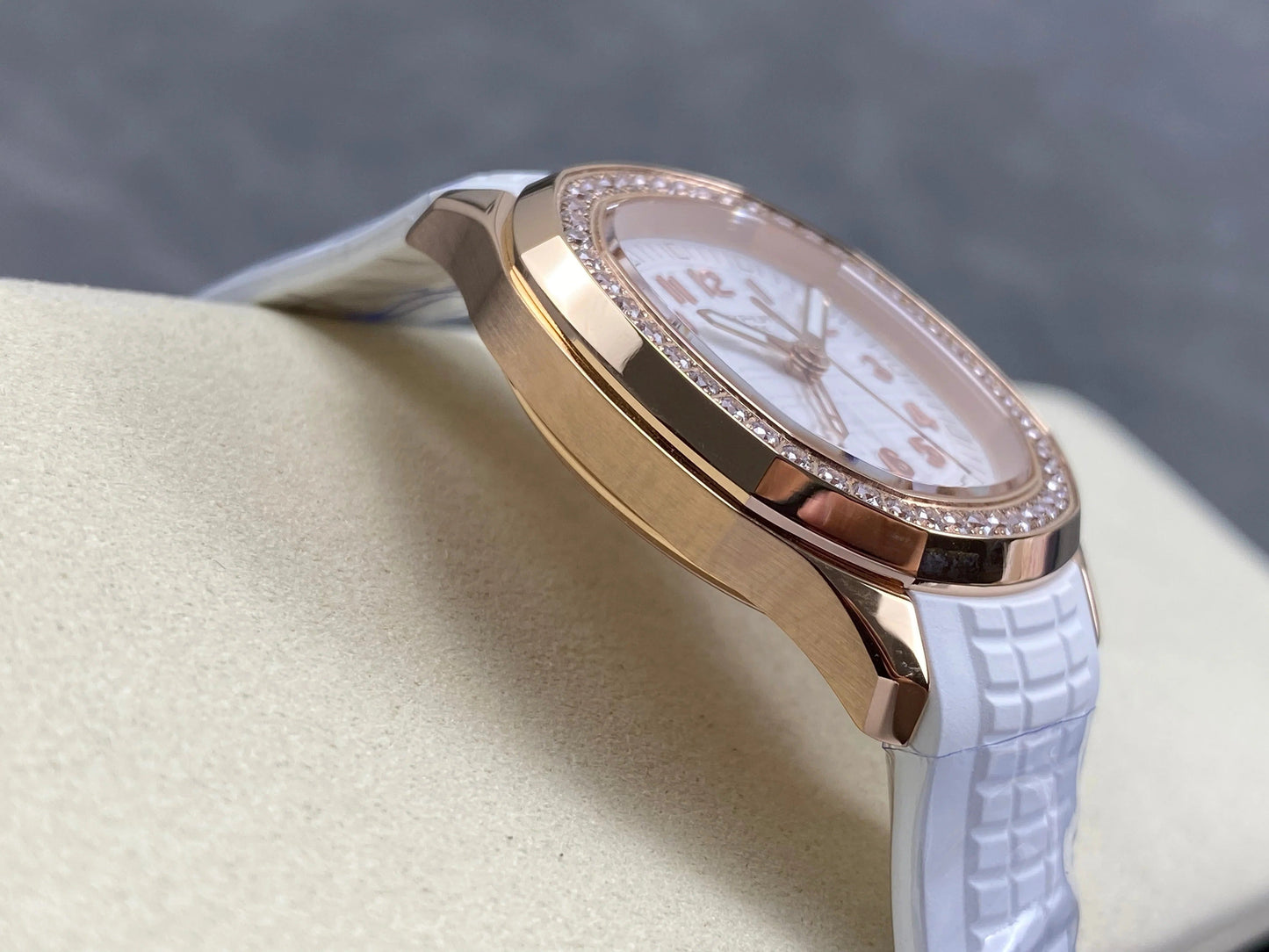 Patek Philippe Aquanaut 38.8mm Rose Gold Case White Rubber Strap