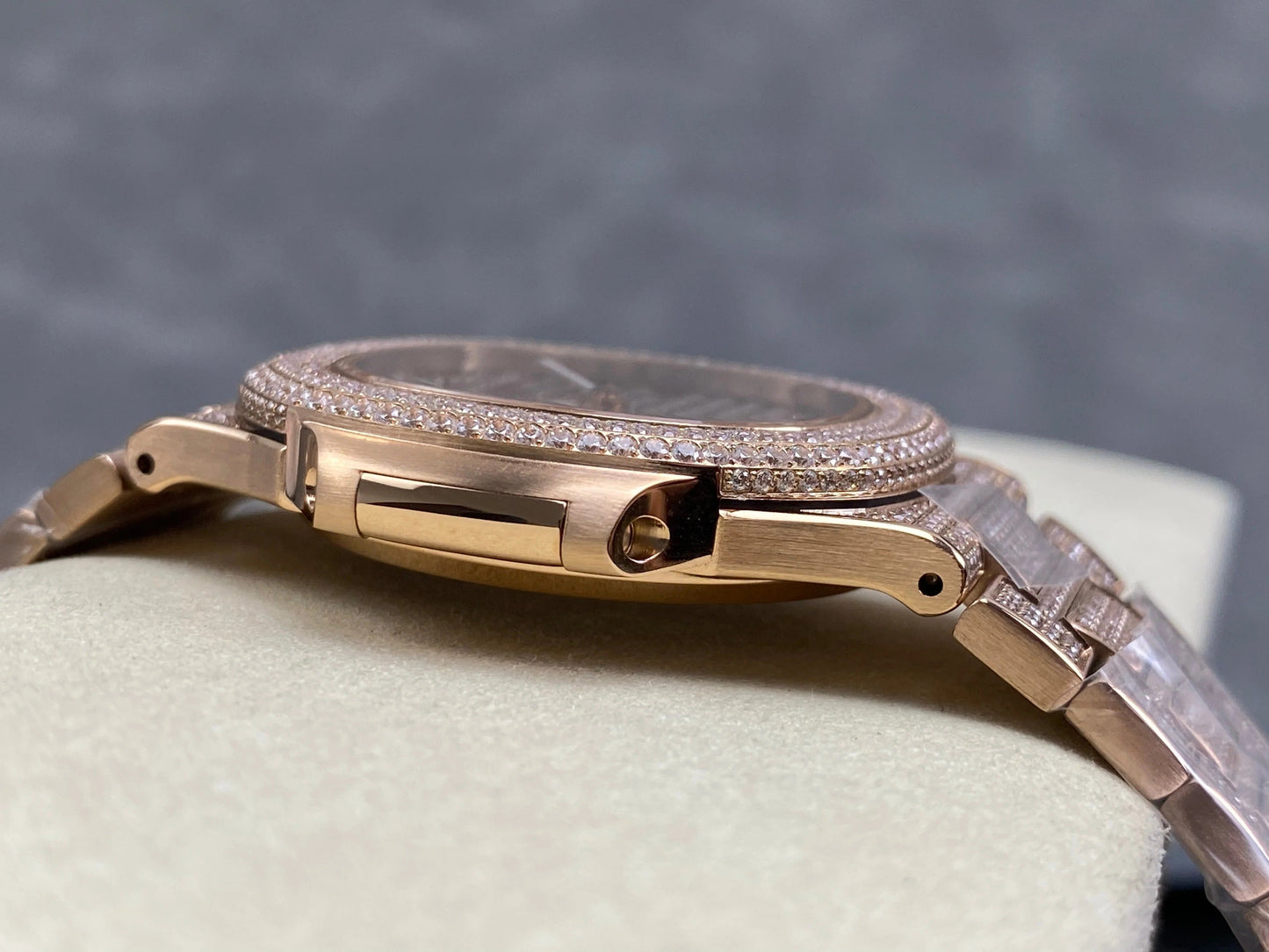 Patek Philippe Nautilus 40mm Rose Gold Full Diamond Watch