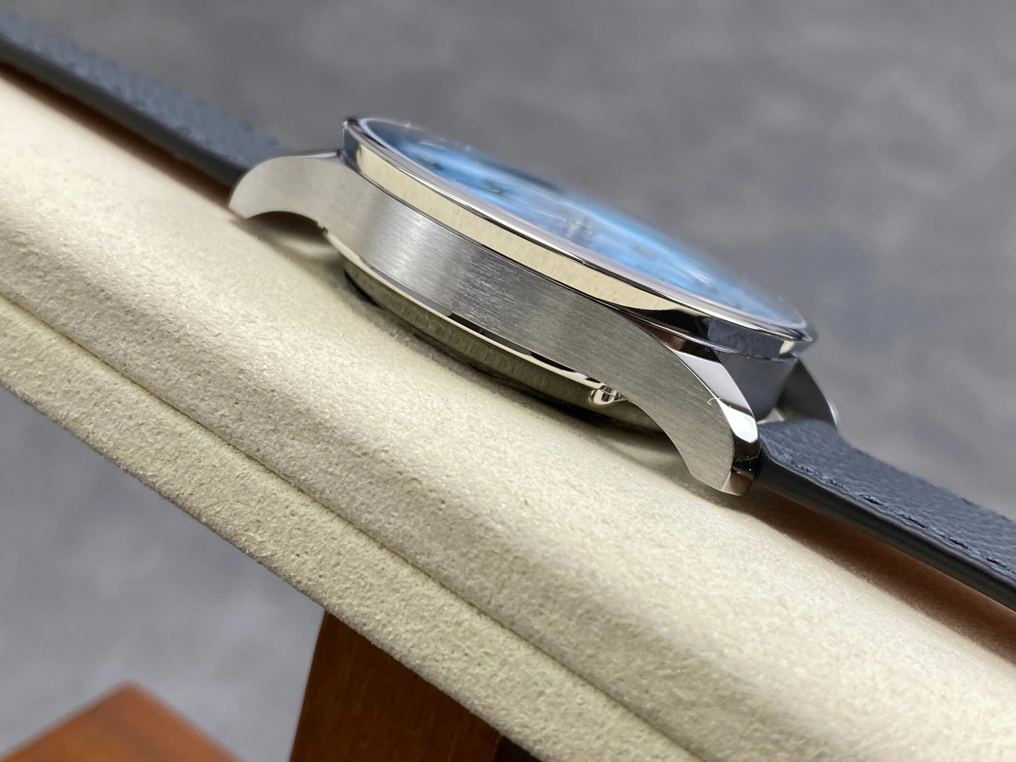 IWC Portuguese 41mm Blue Dial Steel Case Leather Strap)