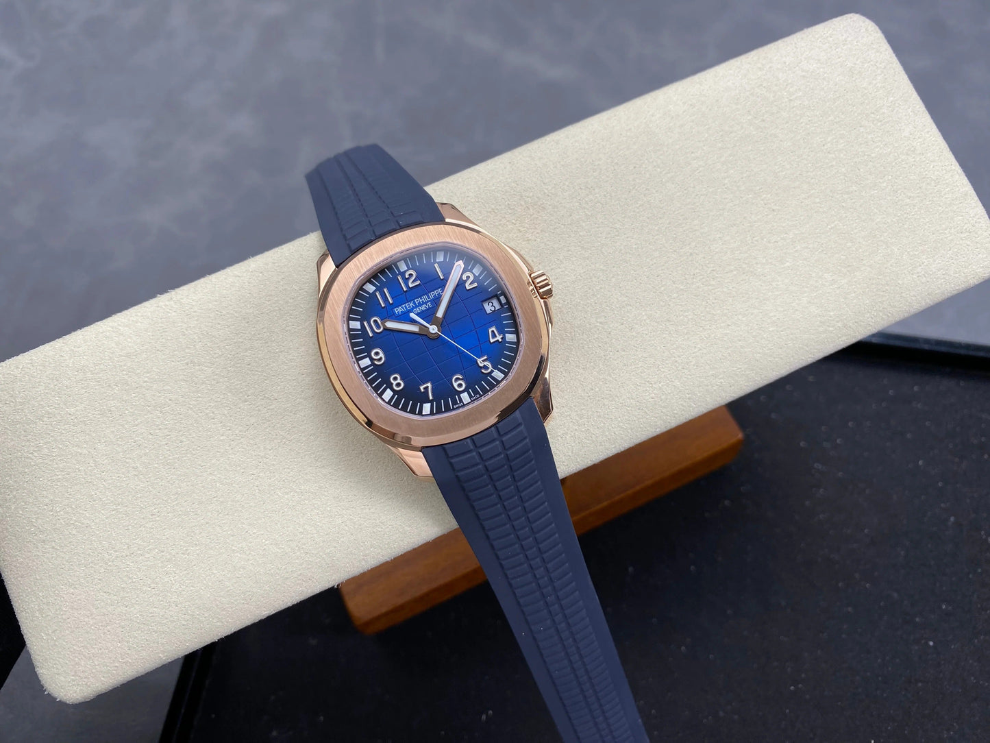 Patek Philippe Aquanaut 40mm Blue Dial Rose Gold Case Blue Rubber Strap
