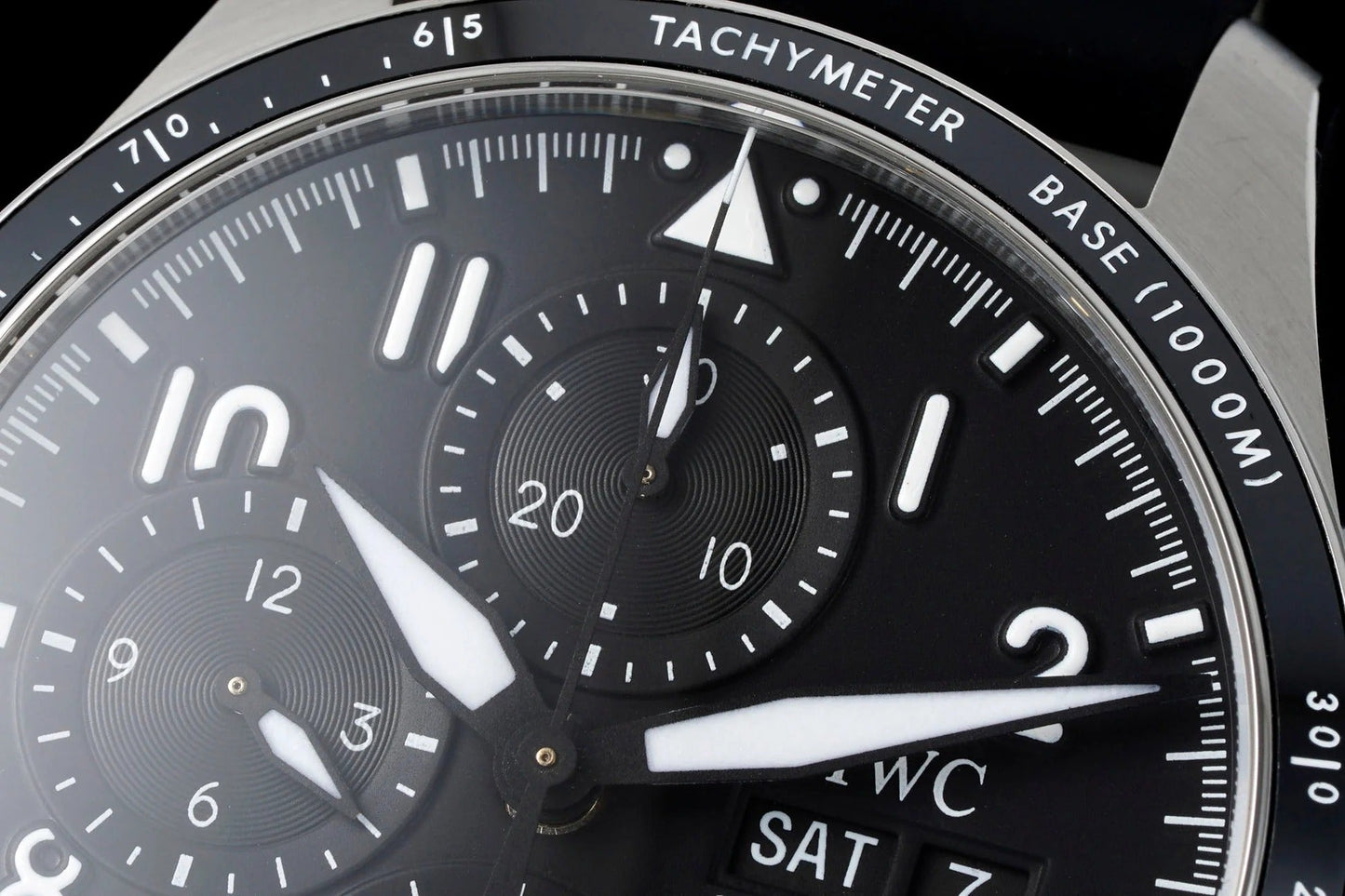 IWC Pilot 41mm Black Dial Steel Case Rubber Strap