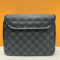 Louis vuitton - Trousse de toilette homme.