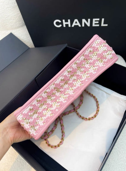 Chanel Luxury Leather Pink Handbag Pink