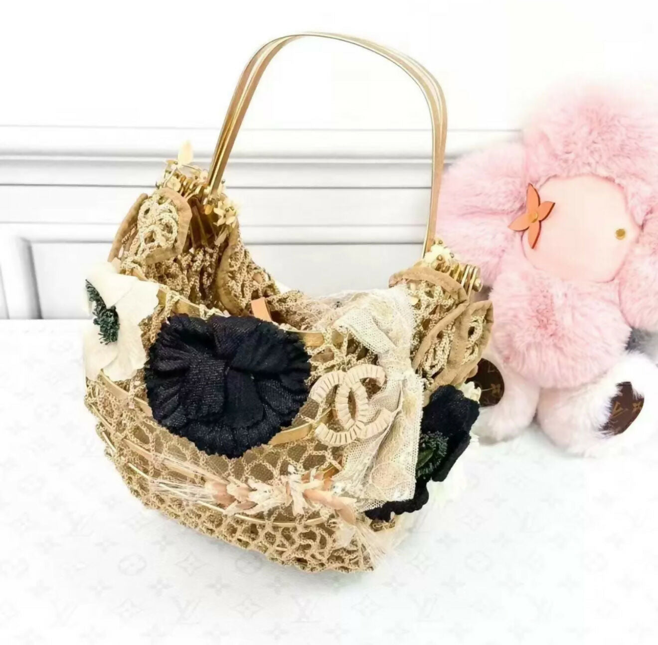 Chanel Luxury Leather Shoulder Bag Style 2