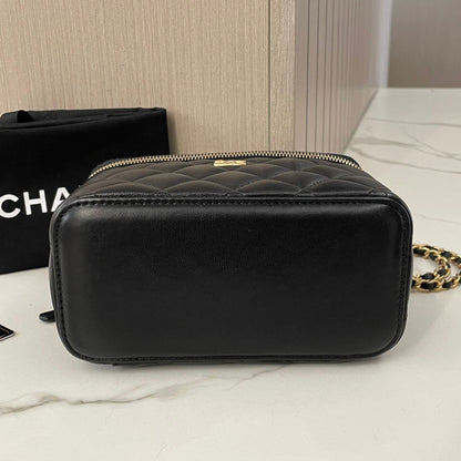 Chanel Box Bag with Adjustable Chain, 31xxxxx Purchased in 2021