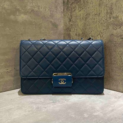 Chanel Boy Medium Quilted Leather Blue Shoulder Bag Style