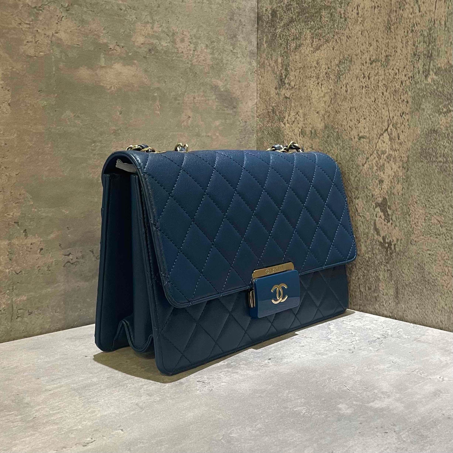 Chanel Boy Medium Quilted Leather Blue Shoulder Bag
