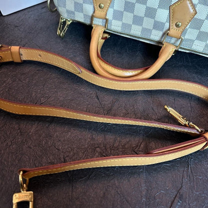 Louis Vuitton Speedy 30 White Checkered Pattern Handheld Crossbody Bag