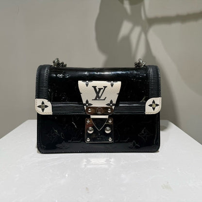 Louis Vuitton Black Patent Epi Leather Crossbody Bag Medium