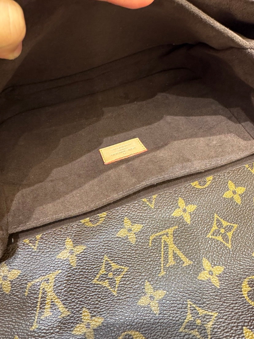 Louis Vuitton Métis Monogram Crossbody Bag Brown