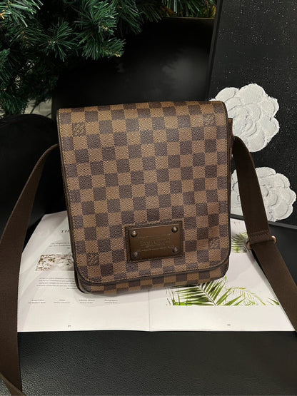 Louis Vuitton Brooklyn Postman Brown Crossbody Bag