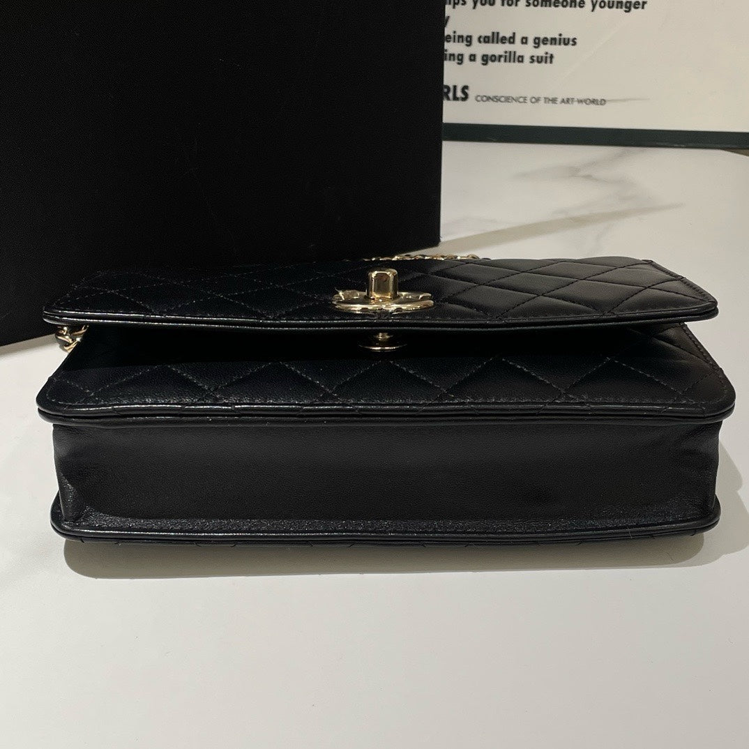 Chanel Trendy CC Wallet On Chain Black Crossbody Bag
