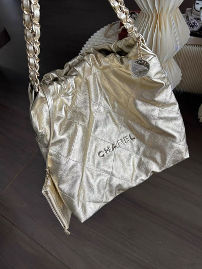 Chanel Chanel 22 Leather Shoulder Bag Style 2