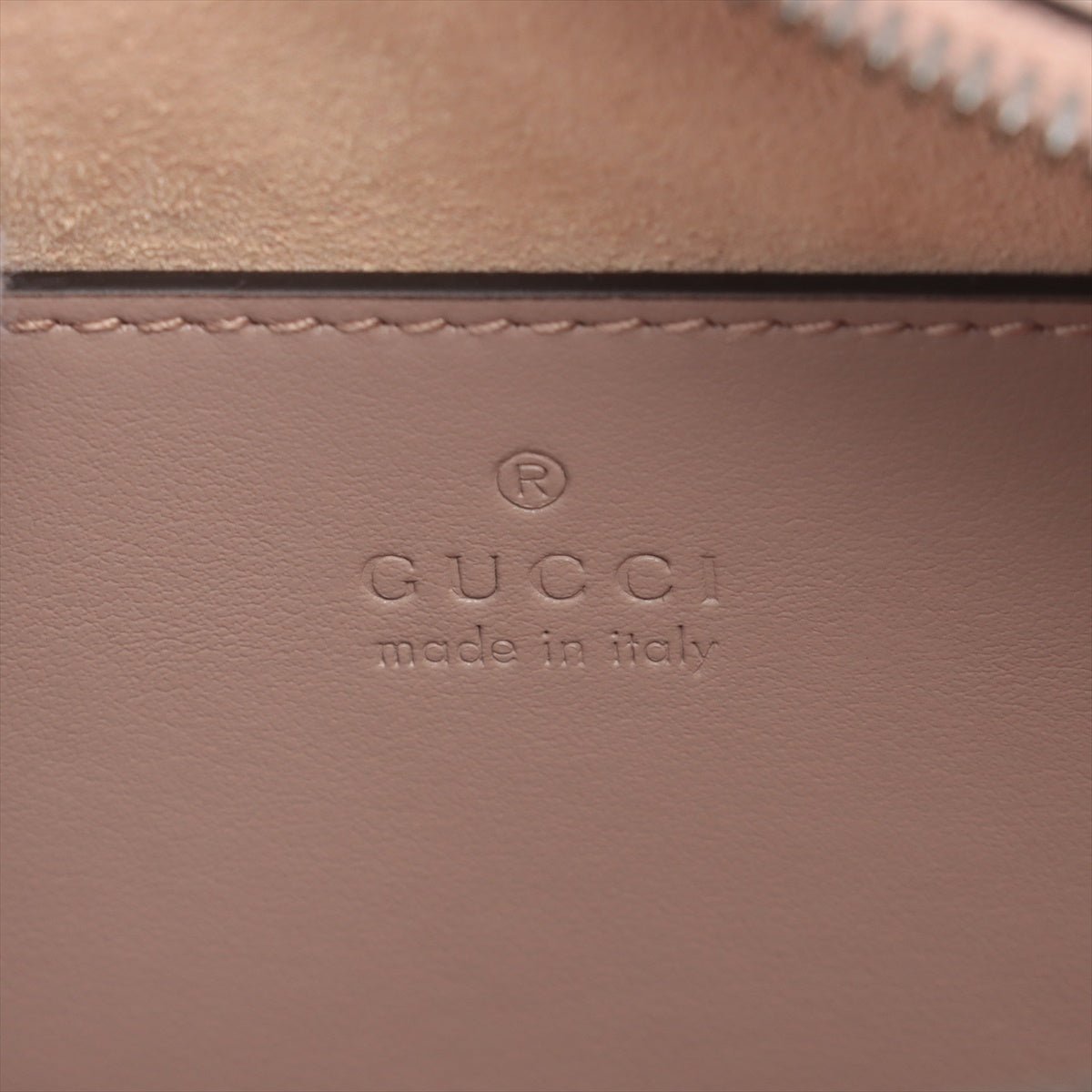 GG Beige Marmont Crossbody Bag Matelassé Leather