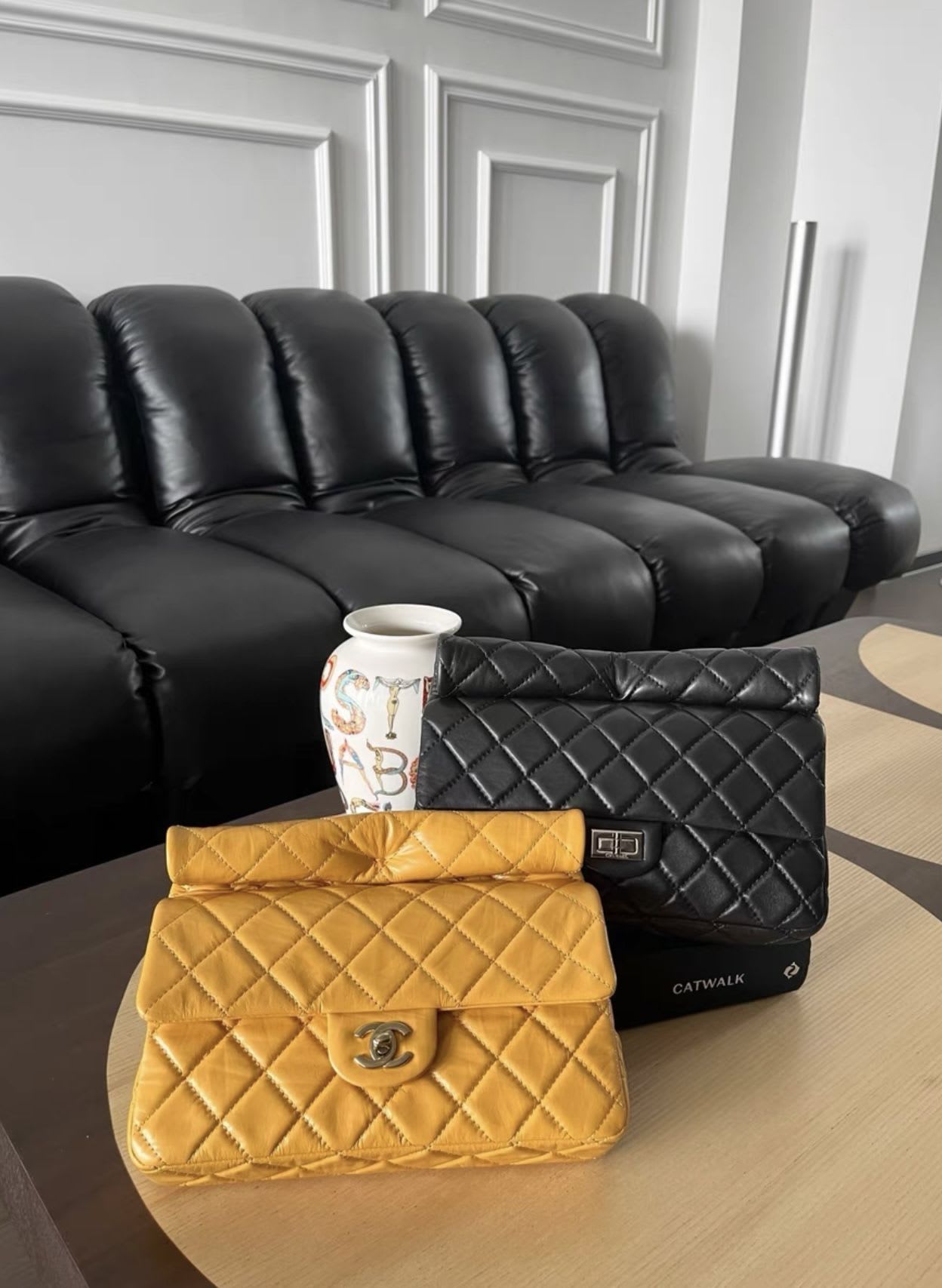 Chanel Luxury Leather Handbag Style 15