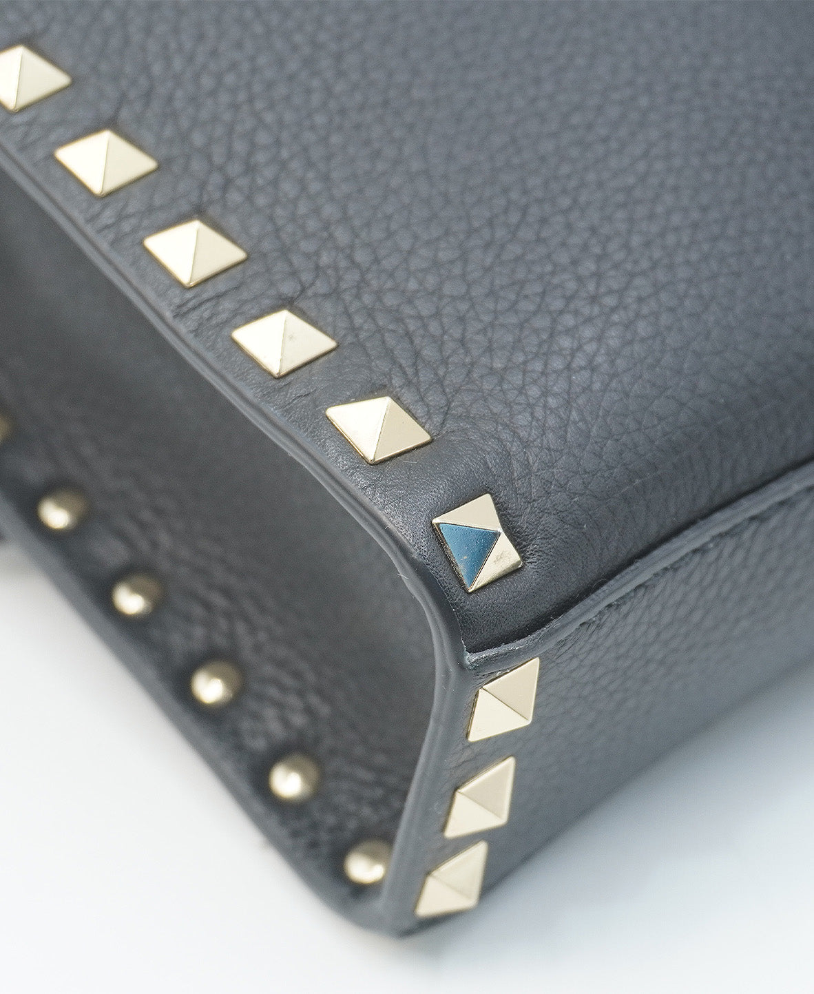 Small Rockstud Shoulder-Crossbody Bag Black