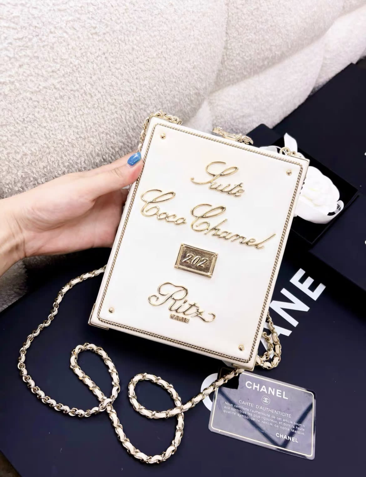 Chanel Luxury Leather Gold Handbag Style 13