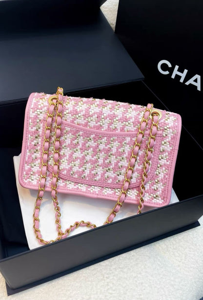 Chanel Luxury Leather Pink Handbag Pink