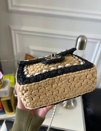 Chanel Luxury Leather Shoulder Bag Style 4