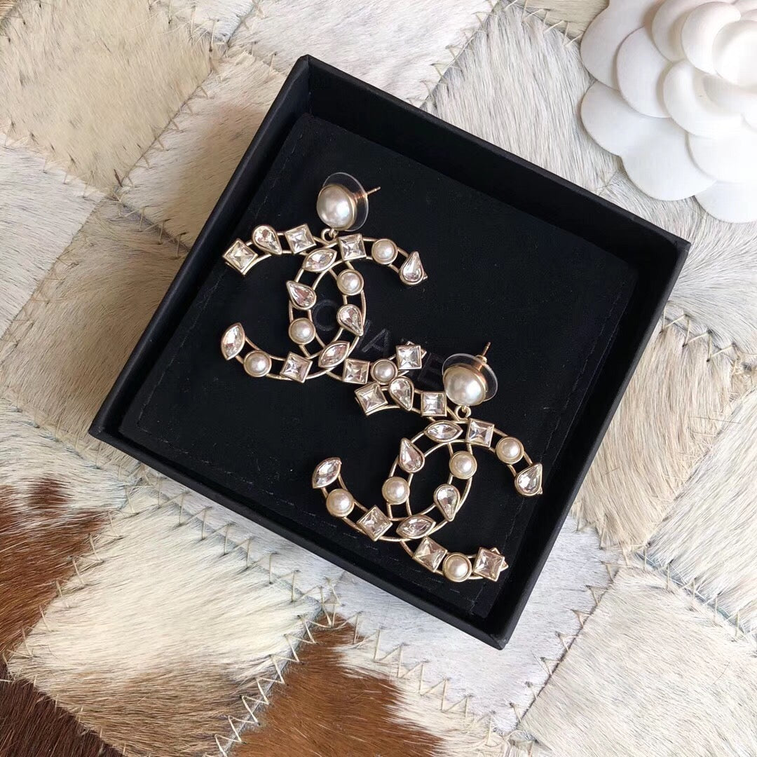 Pearl earrings