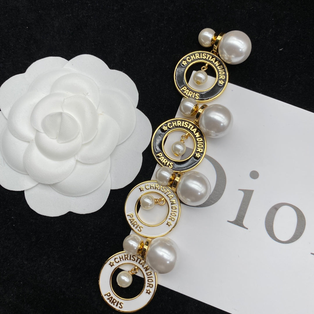 pearl delicate earrings