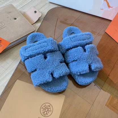 2023 Autumn and Winter lamb hair slippers