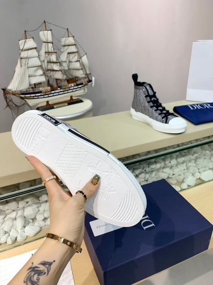 CD Hi-top Sneakers