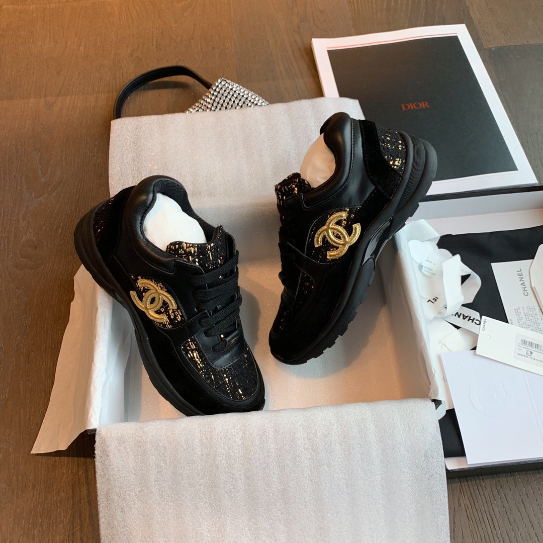Classic fashion Sneakers (Black)