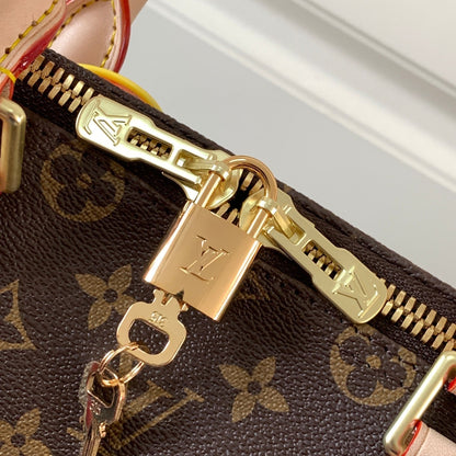 Lv duffel 3 sizes