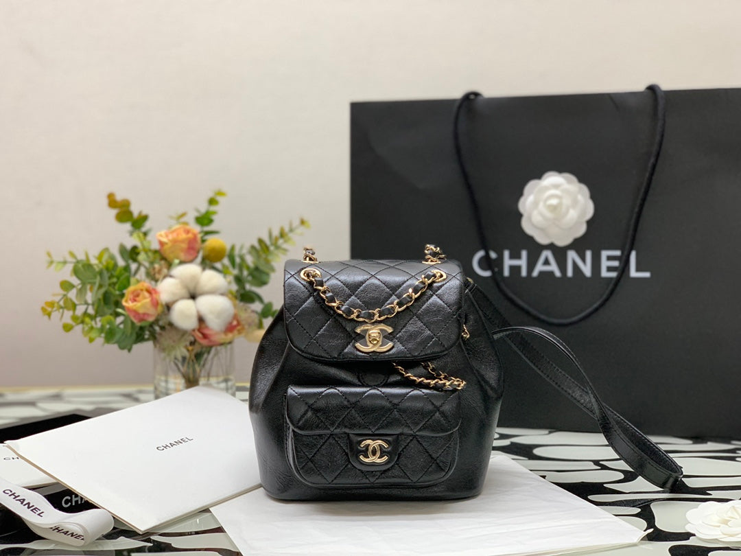 C h a n e l backpack 18×18×12cm