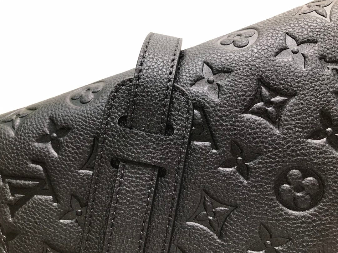 Monogram Empreinte black