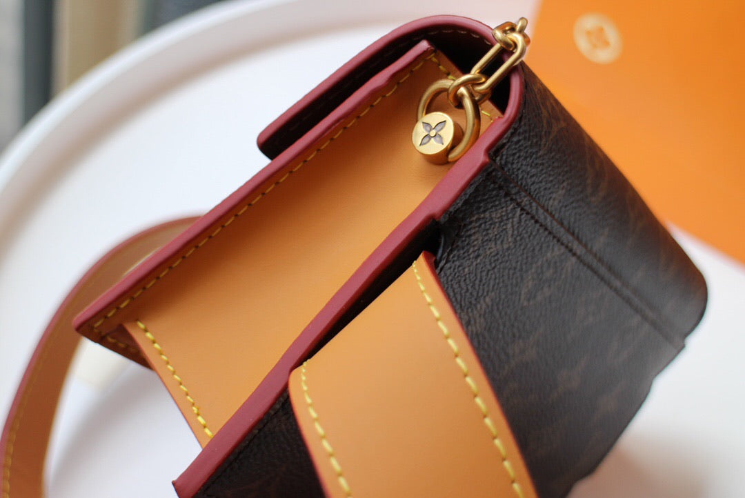 Lv belt bag